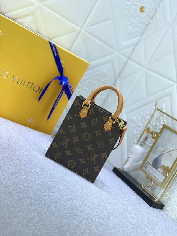 Luxury LV Handbag M69442