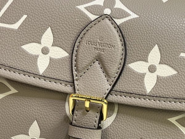 Luxury LV Handbag M46583