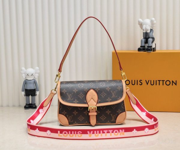 Luxury LV Handbag M46049