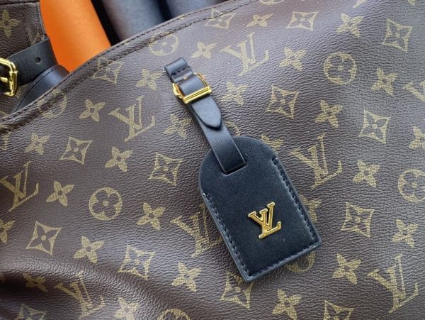 Luxury LV Handbag M24409