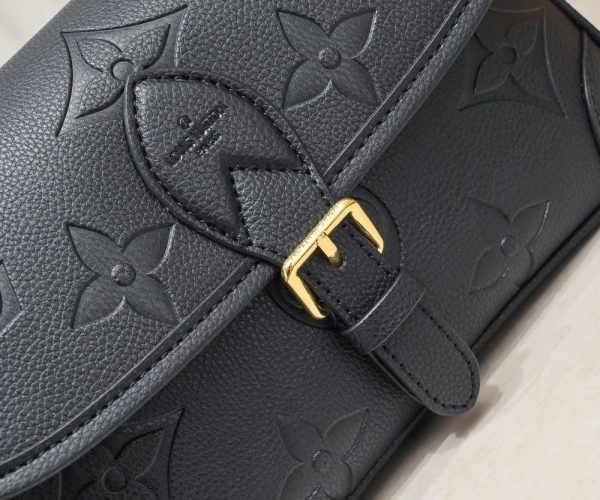 Luxury LV Handbag M46583