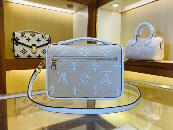 Luxury LV Handbag M23082