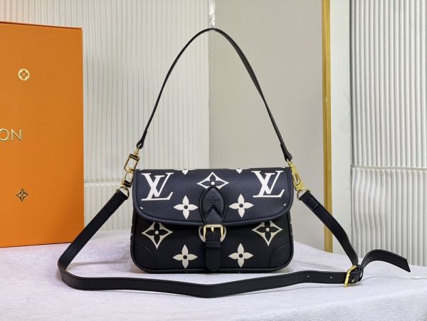 Luxury LV Handbag M46583