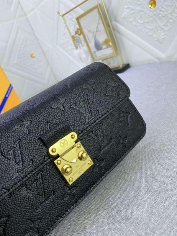 Luxury LV Handbag M82637