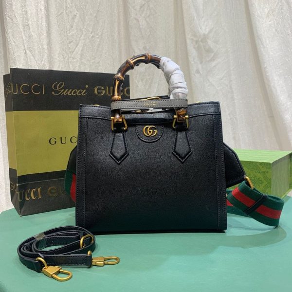 Luxury Gucci Handbag 702721