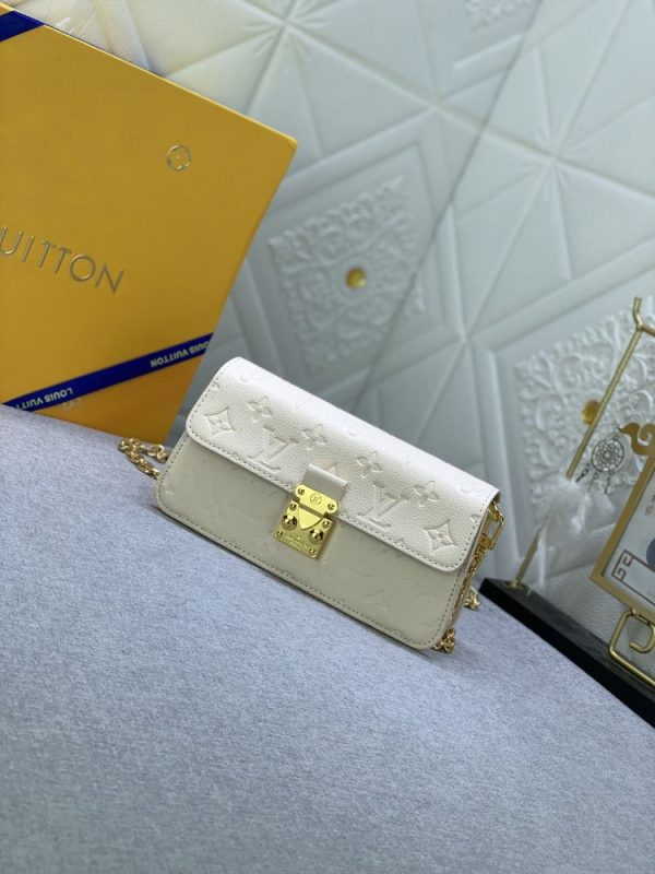 Luxury LV Handbag M82637