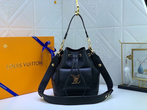 Luxury LV Handbag M57687