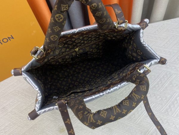 Luxury LV Handbag M21069