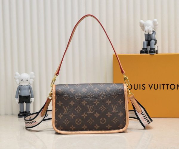 Luxury LV Handbag M46049