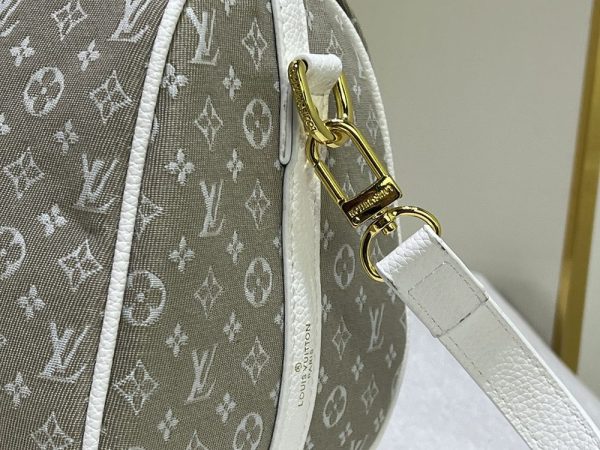 Luxury LV Handbag M59607