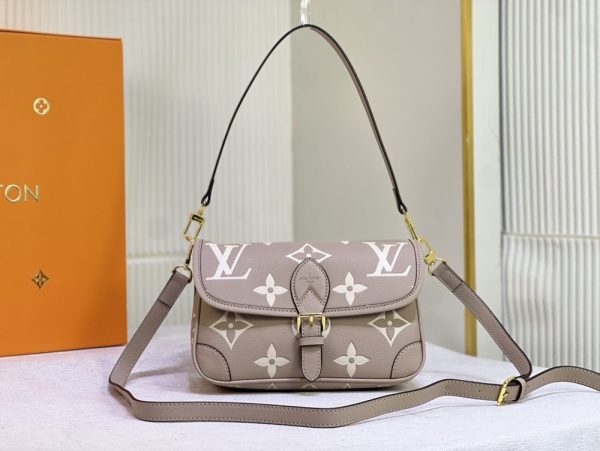 Luxury LV Handbag M46583