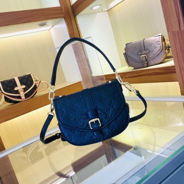 Luxury LV Handbag M46740