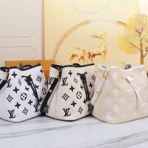 Luxury LV Handbag M23080-M44022