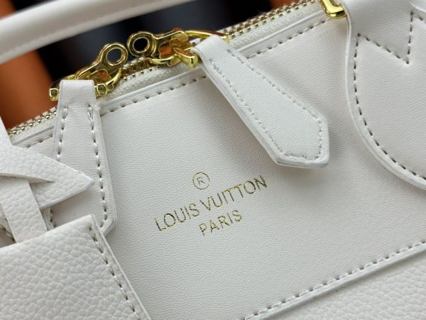 Luxury LV Handbag M22914