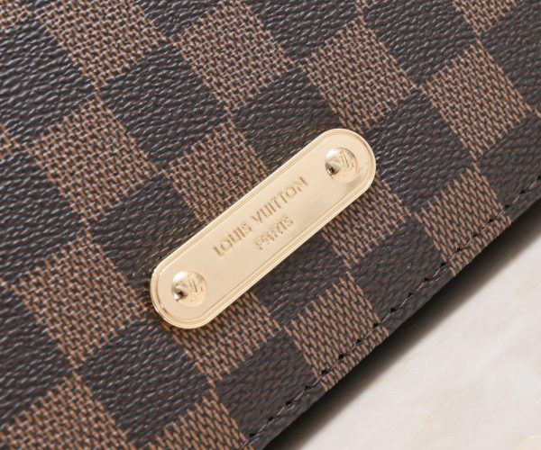 Luxury LV Handbag M82509