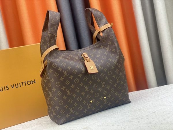 Luxury LV Handbag M24409