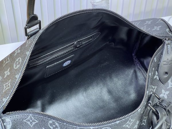 Luxury LV Handbag M24422